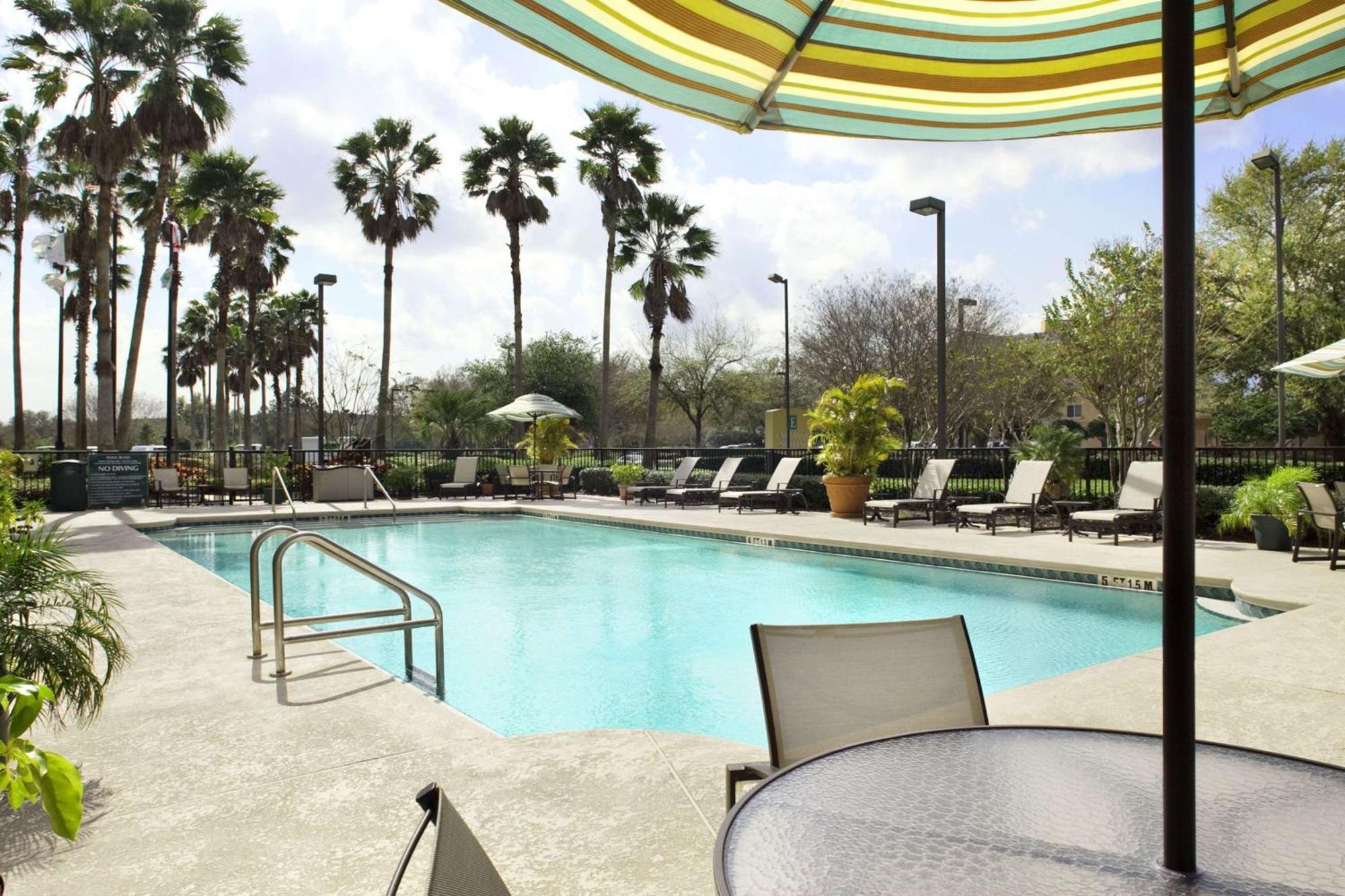 Embassy Suites By Hilton Orlando Airport Exterior photo