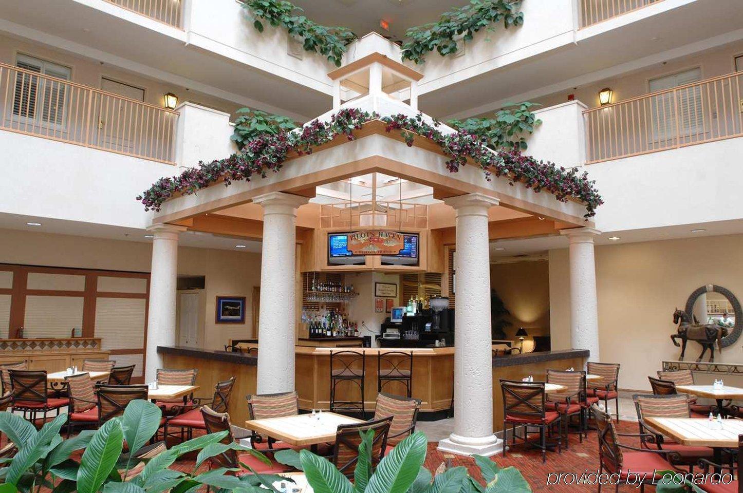 Embassy Suites By Hilton Orlando Airport Restaurant photo