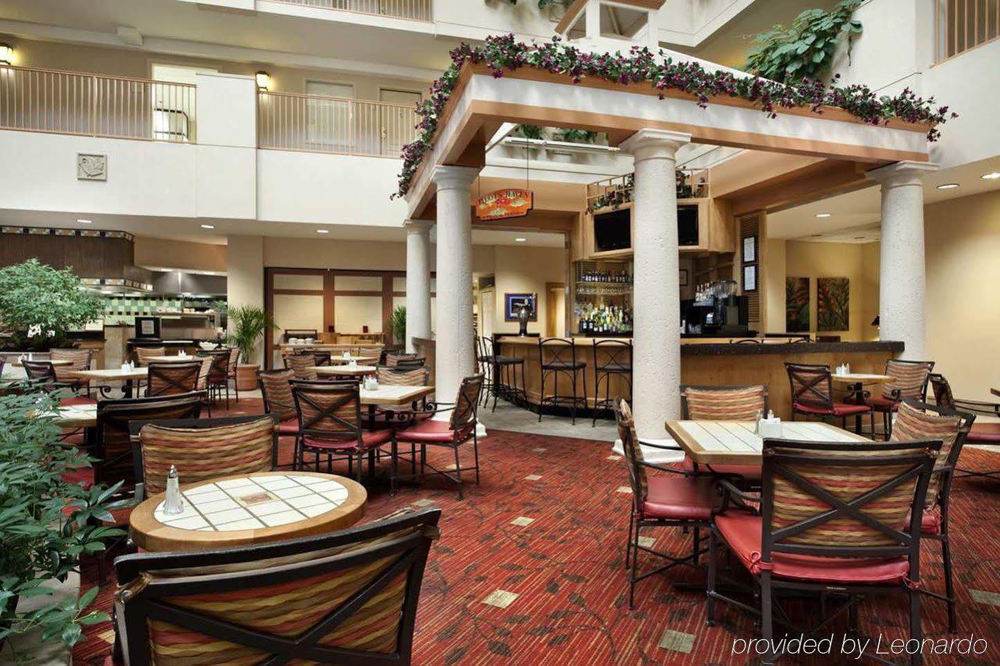 Embassy Suites By Hilton Orlando Airport Exterior photo